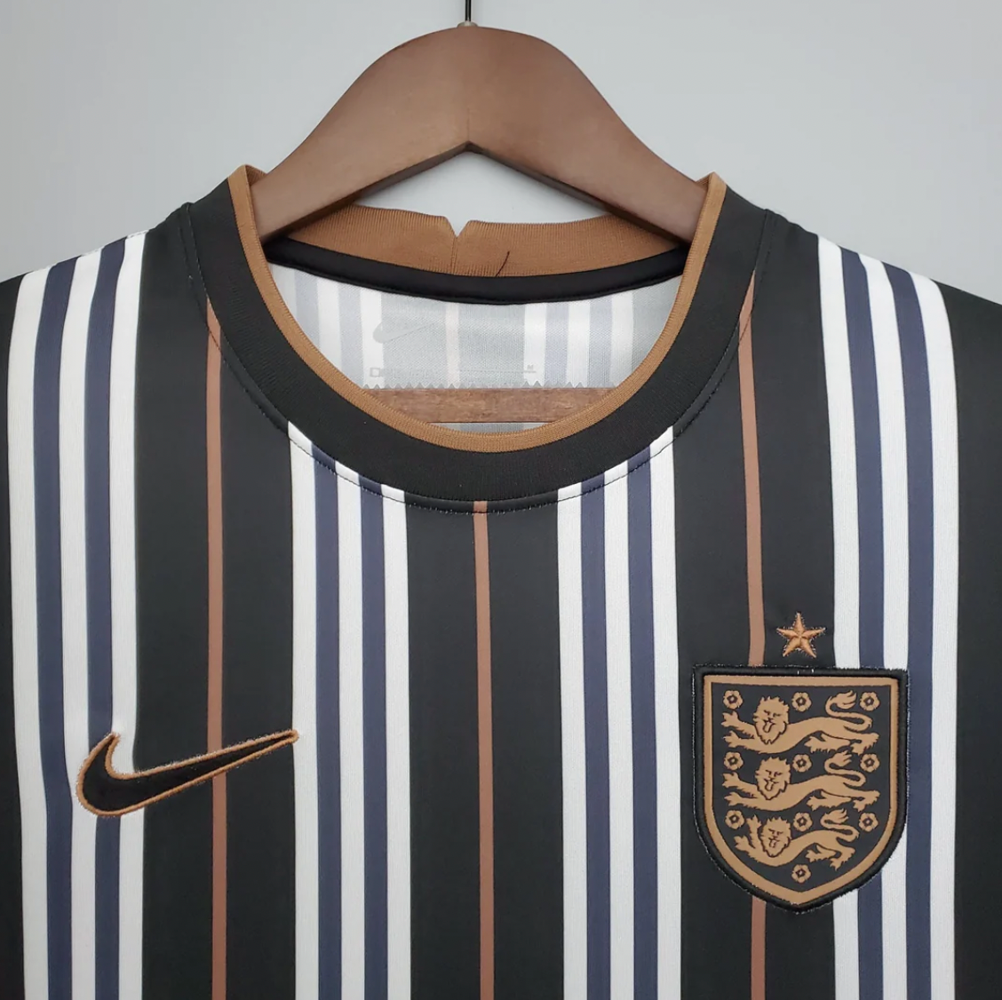 2024/25 England x Burberry special Edition