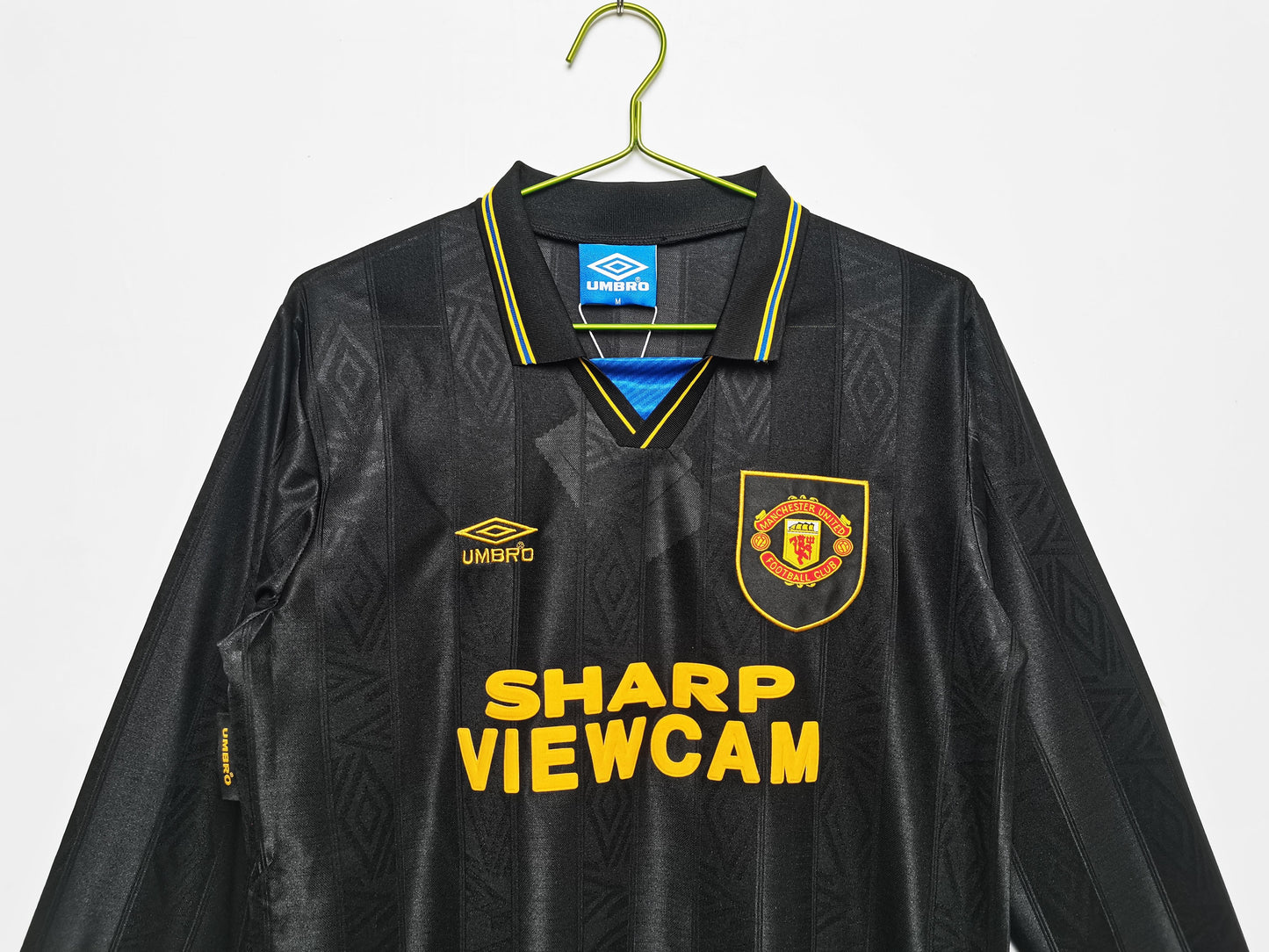 Manchester United 1993-1995 Long Sleeve Away Kit