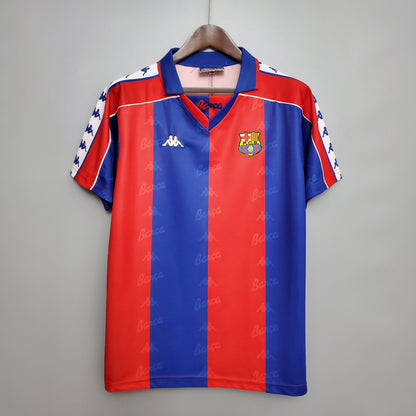 Equipación retro local del FC Barcelona 1995-1992