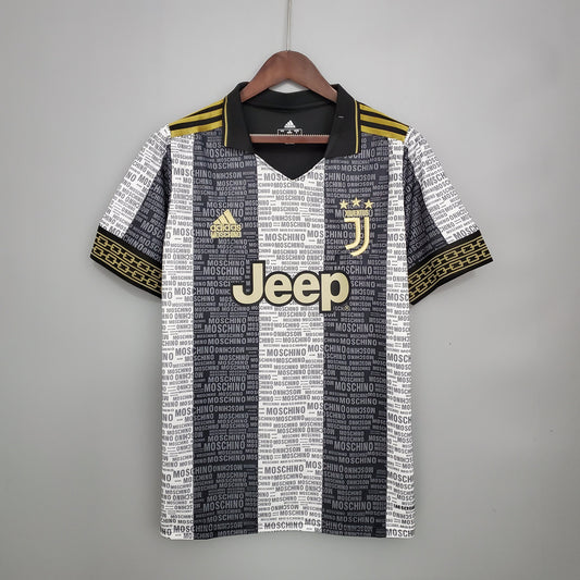 Diseño especial Juventus X Moschino