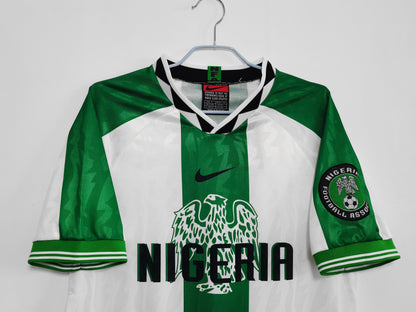 Uniforme blanco y verde de Nigeria 1996/98