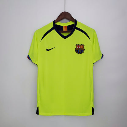 Equipación visitante del Barcelona 2005/06