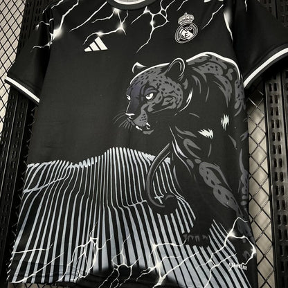 Real Madrid 24/25 Black Panther Sonderedition Trikot