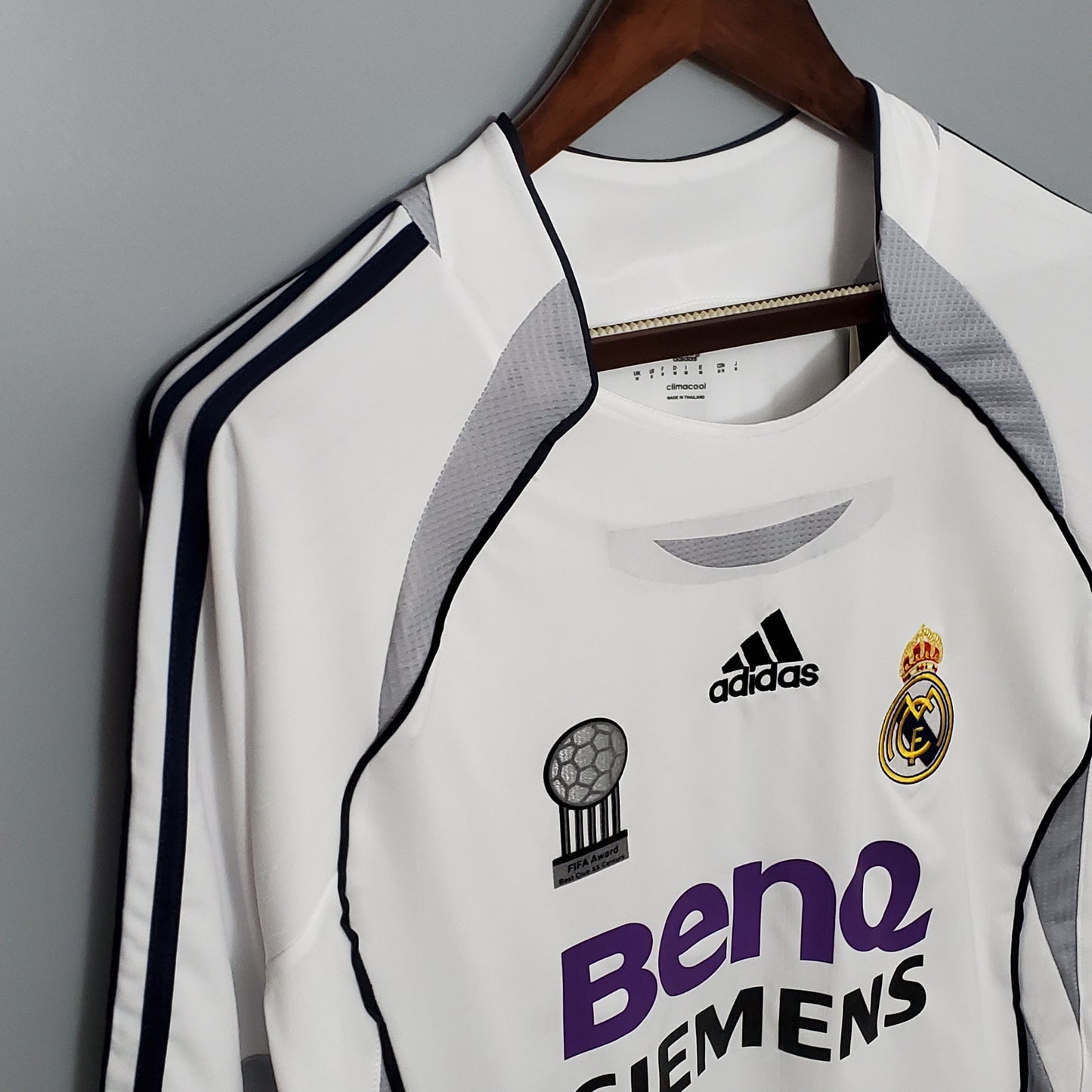 2006-2007 Real madrid Home kit (long sleeve)