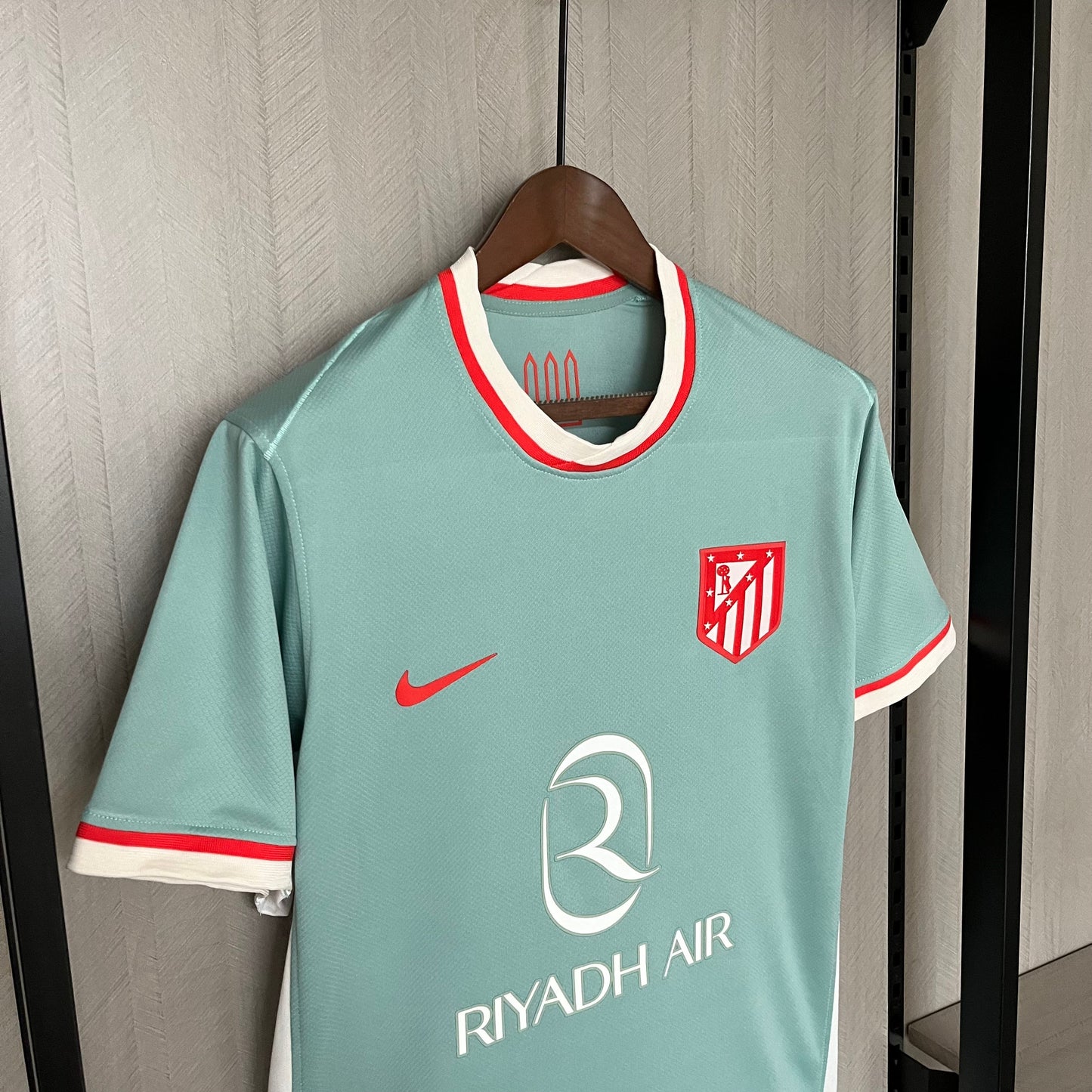 Atletico Madrid 24-25 Away kit