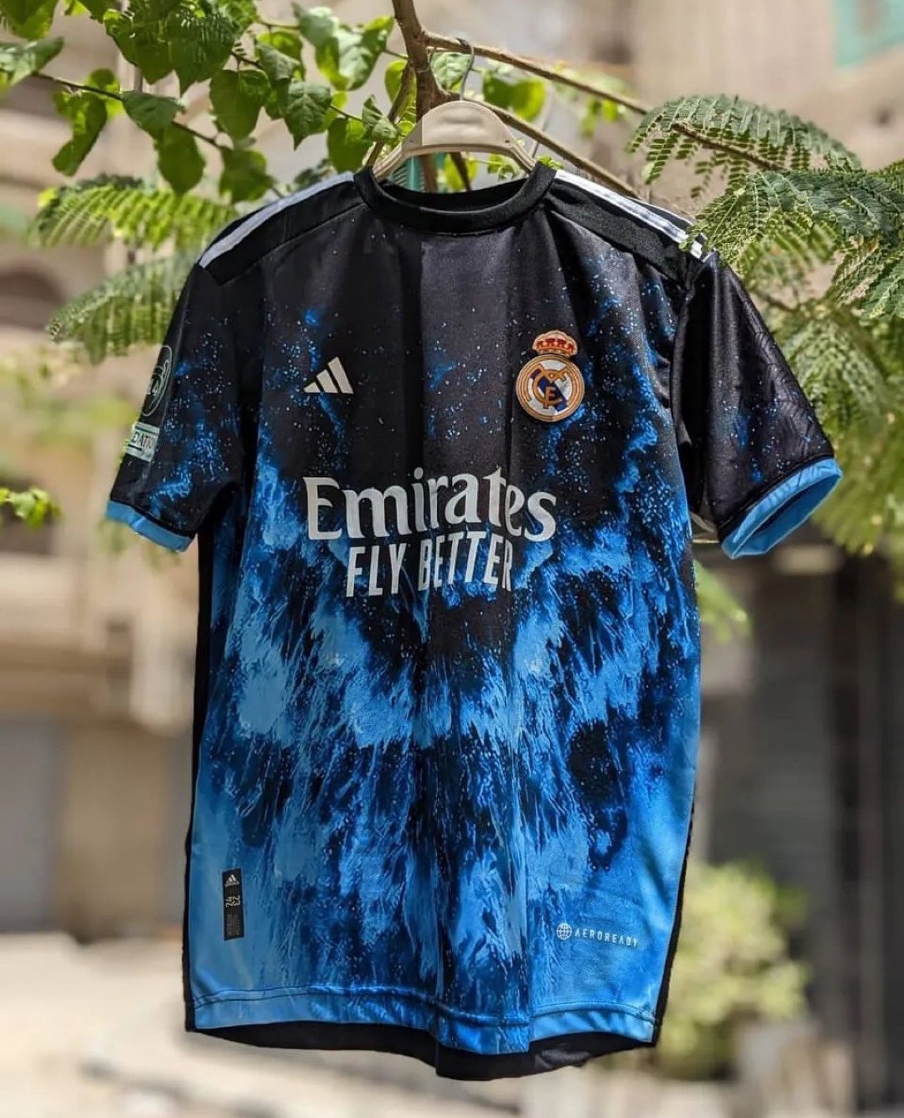 Real Madrid wave edition