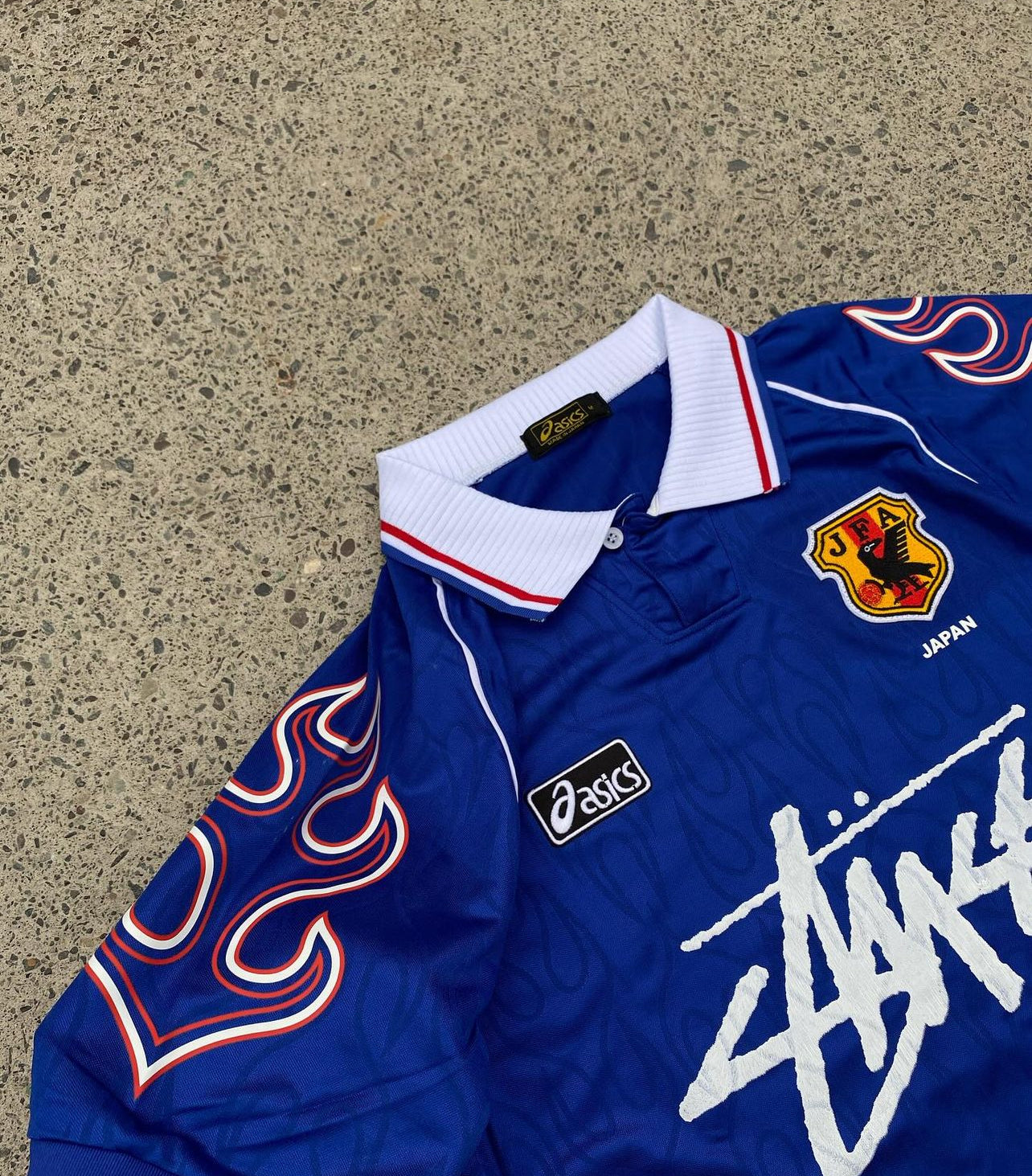 JAPAN x STUSSY limited edition ( fire)