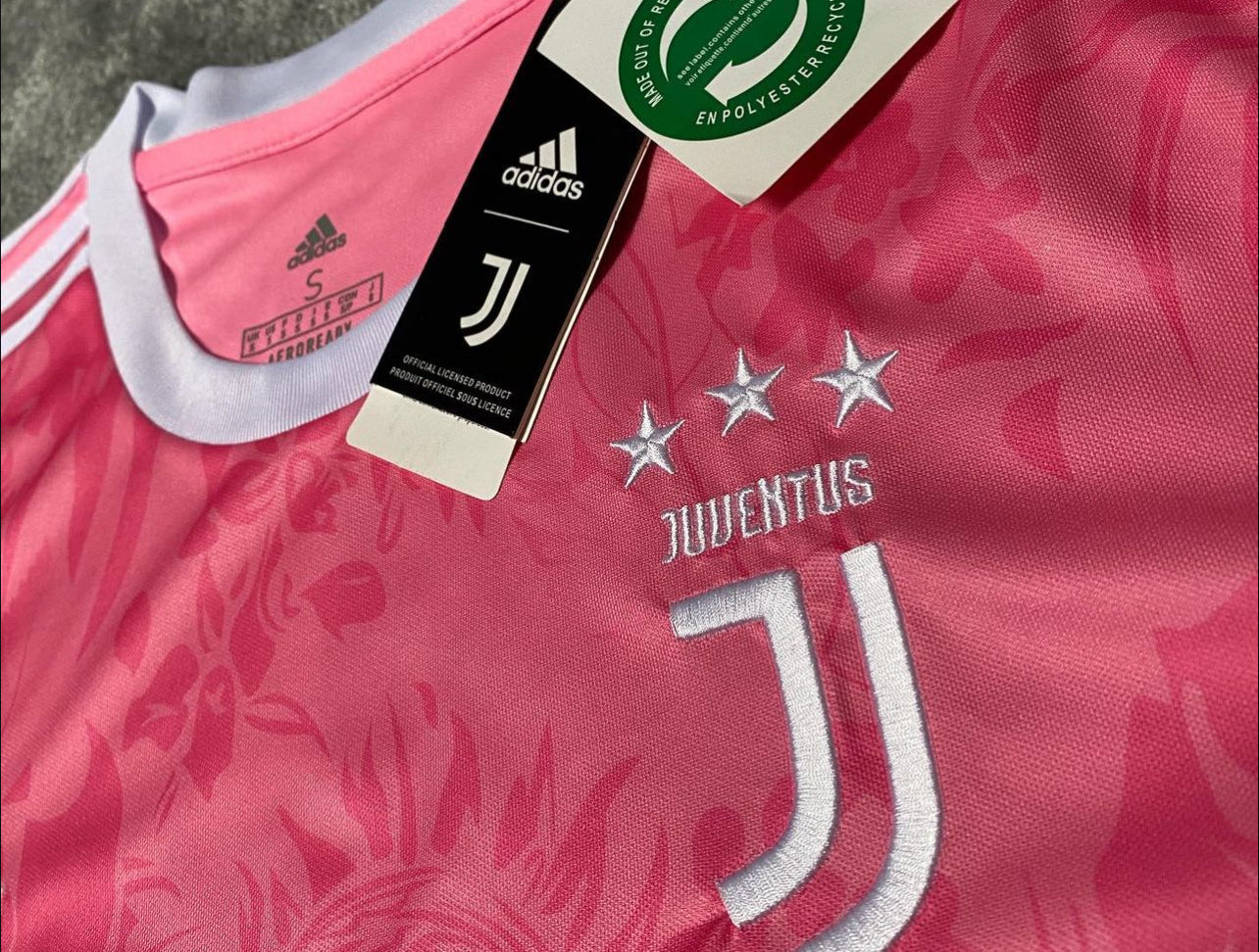 Juventus X Gucci, Rosa Sonderedition