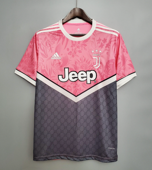 Juventus X Gucci, Edición especial rosa