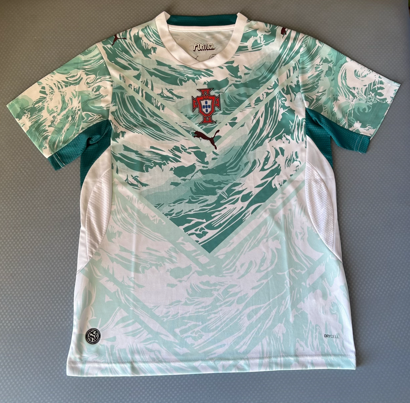 Portugal 2026 World Cup away jersey