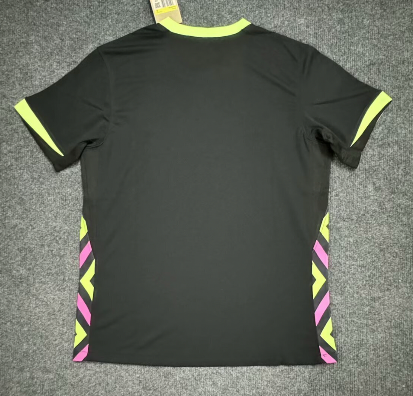 Australia 2026 World Cup away jersey