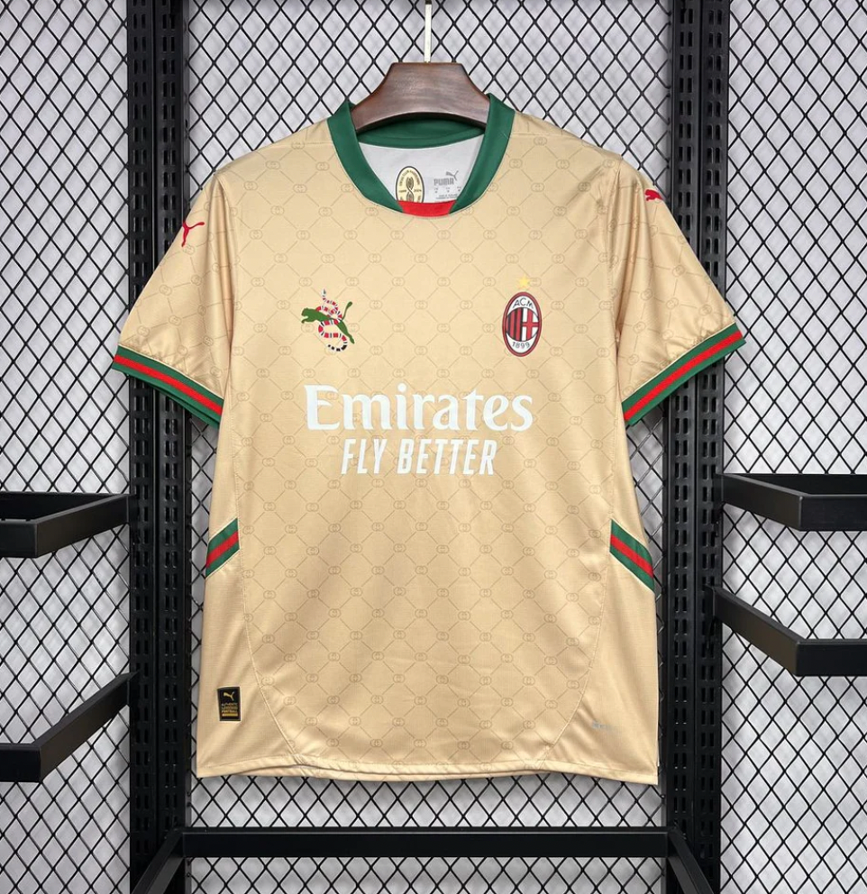 Camiseta edición especial 24/25 del AC Milan x Gucci