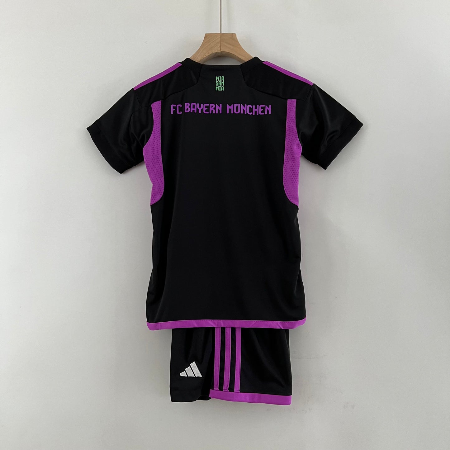 Bayern Munich 23-24  Kids Away kit