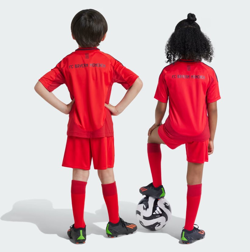 Kit local del Bayern Múnich para niños 2024/25