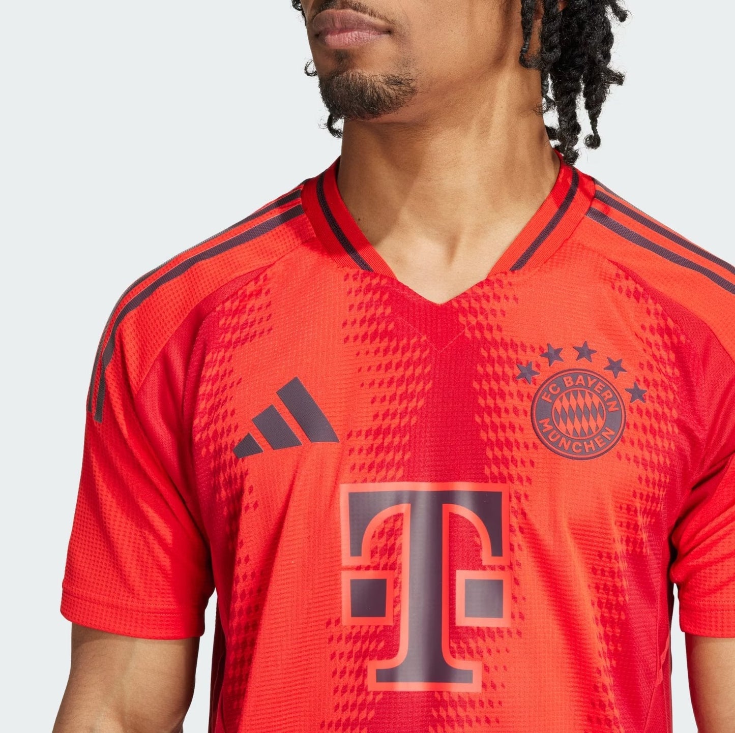 Camiseta de local del Bayern Munich versión jugador 2024/25