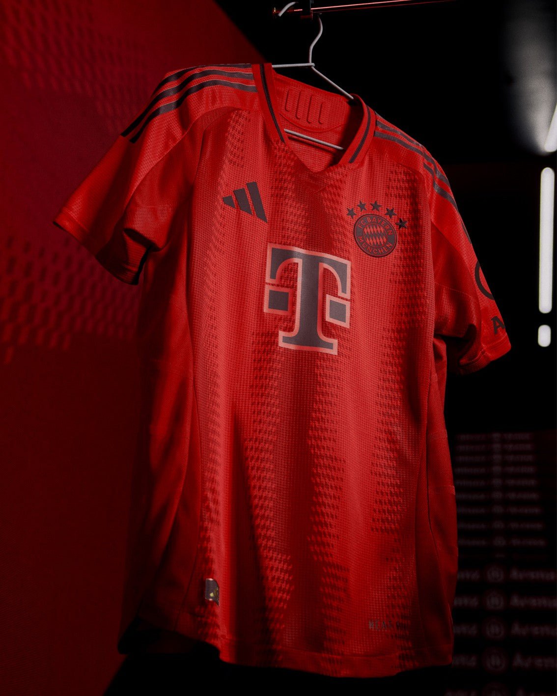 Bayern Munich Home Player Version jersey 2024/25