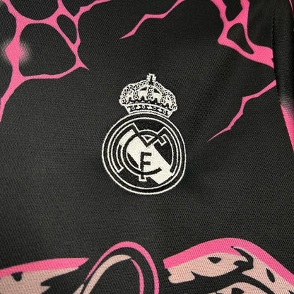 Real Madrid 24/25 Spezial Panther Trikot lila