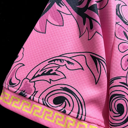 Kit conceptual ITALIA x VERSACE Rosa 