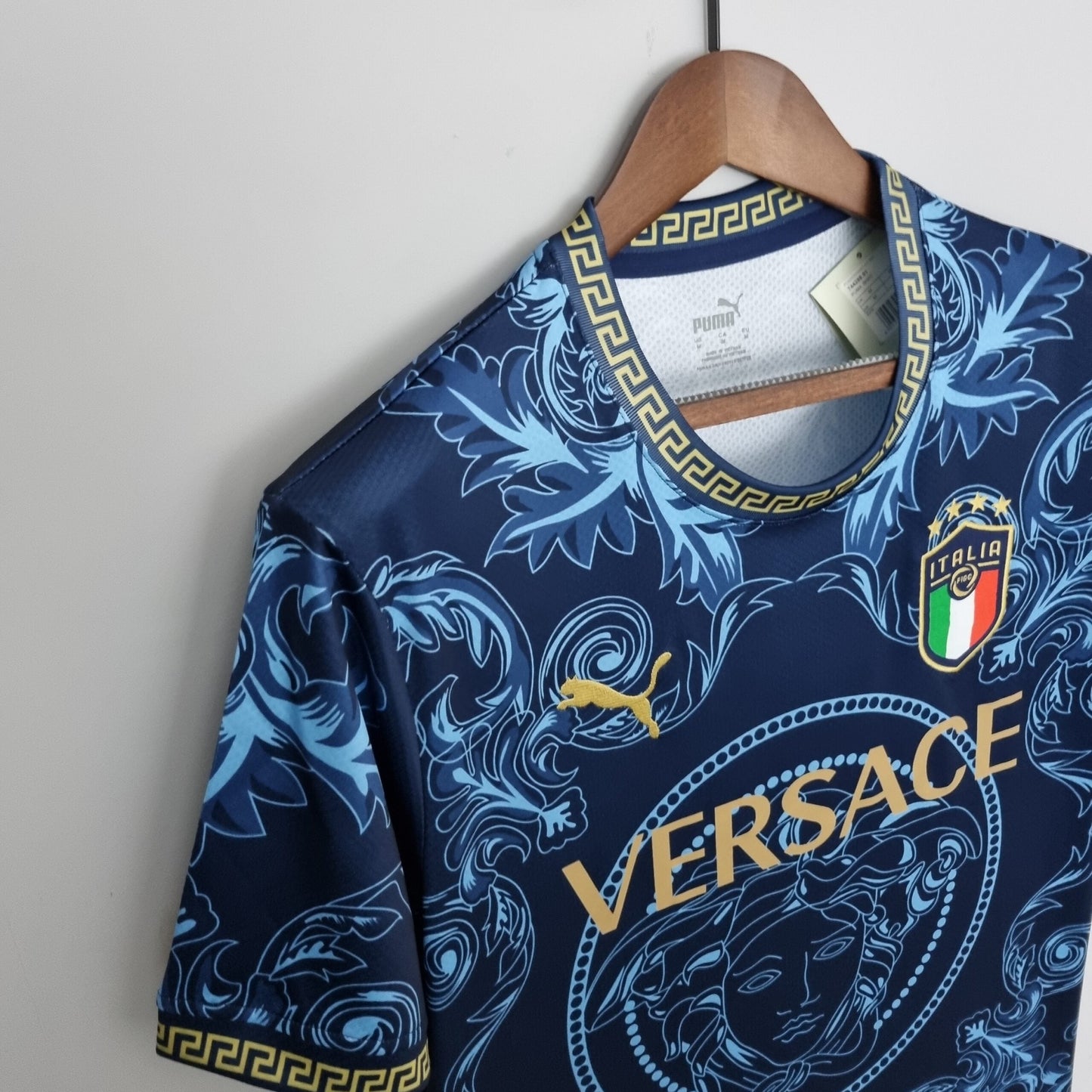 Kit conceptual ITALIA X VERSACE